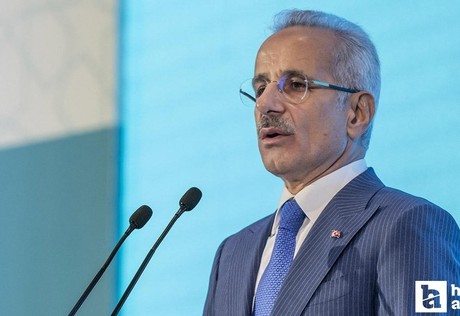Bakan Uraloğlu, limanlarda elleçlenen yük miktarına ilişkin açıklama yaptı