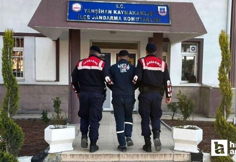 Kırıkkale’de aranan 2 hükümlü jandarma tarafından yakalandı