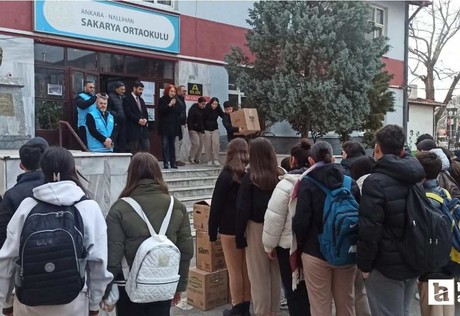 Nallıhan'da öğrencilerin ihtiyaç sahiplerine yardımı duygulandırdı