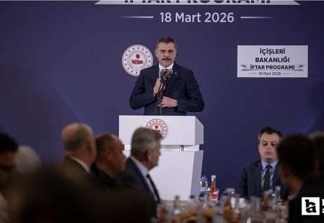 İçişleri Bakanı Mustafa Çiftçi, bakanlık personeliyle buluştu