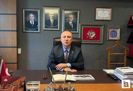 MHP Genel Başkan Yardımcısı İzzet Ulvi Yönter görevinden istifa etti