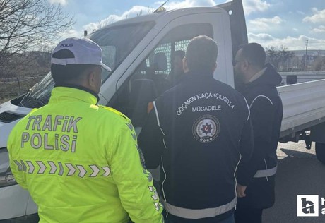 Kırşehir'de firari hükümlü ve 14 düzensiz göçmen yakalandı