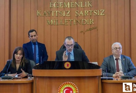 Etimesgut Belediyesi nisan ayı meclis toplantısının ilk oturumunu gerçekleştirdi!