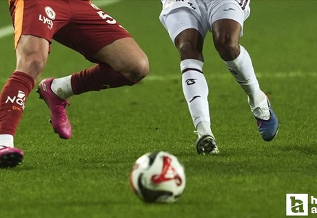 Lider Galatasaray, Süper Lig'de zorlu Trabzonspor deplasmanına çıkacak