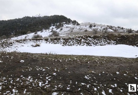Çubuk'ta yüksek kesimlerde kar yağışı etkili oldu