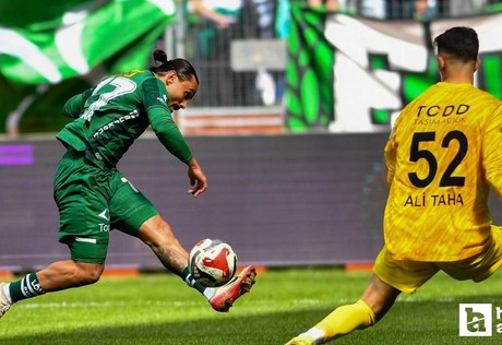 Ankara Demirspor, Bursaspor'a tek golle boyun eğdi