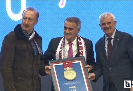 Ankara Trabzon Günleri'nin konukları Şenol Güneş ve Tolga Zengin oldular