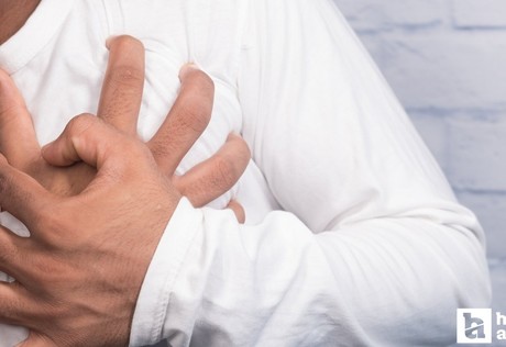 Kalp krizi aylar öncesinde bu belirtileri verebiliyor!