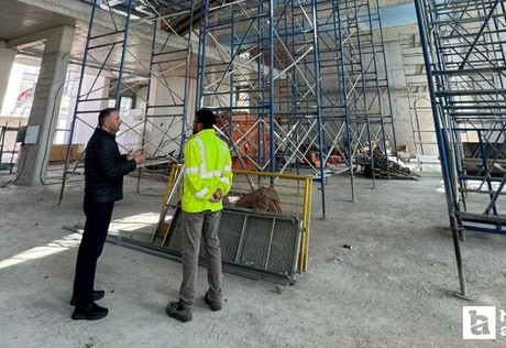 Pursaklar Belediye Başkanı Ertuğrul Çetin, Kocalar Camii inşaat alanını ziyaret etti