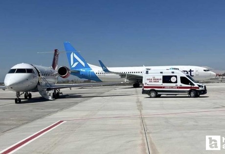 Vanlı iki çocuk için ambulans uçakla tedavi için Ankara'ya getirildi