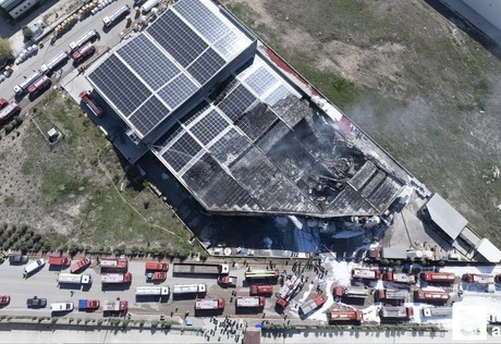Sincan'daki fabrika yangında 1 kişinin cansız bedenine ulaşıldı