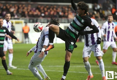 1 .Lig'de hafta sona erdi: Emre Gökdemir İnşaat Ankara Keçiörengücü play-off hattının dışında kaldı