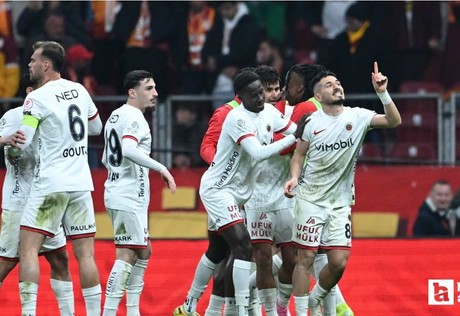 Kupada Galatasaray'ı 2-0 ile eleyen Natura Dünyası Gençlerbirliği yarı finalde