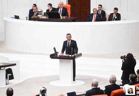 Özgür Özel: 'Bugün ülkemizde çocuklarımızın 8,5 milyonu yoksulluk çekiyor'