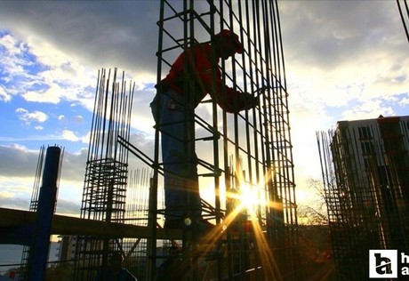 Güven endeksi nisan ayında azaldı