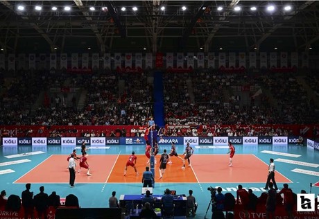 Galatasaray'ı mağlup eden Ziraat Bankkart, Efeler Ligi'nde şampiyon oldu