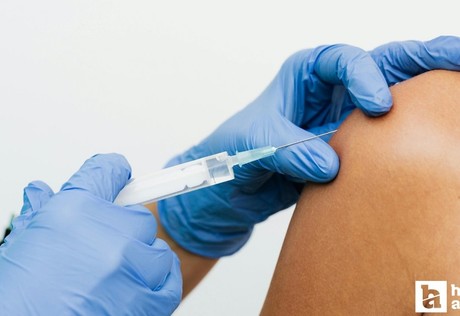 Uzmanlar HPV aşının rahim ağzı kanserine karşı koruma sağladığını söylüyor