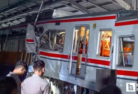 Endonezya'da tren kazası: 14 kişi öldü, 84 kişi yaralandı