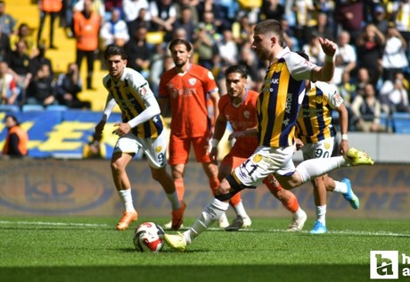 Mervan Yusuf Yiğit, Ankaragücü’nde sezonun öne çıkan isimlerinden oldu