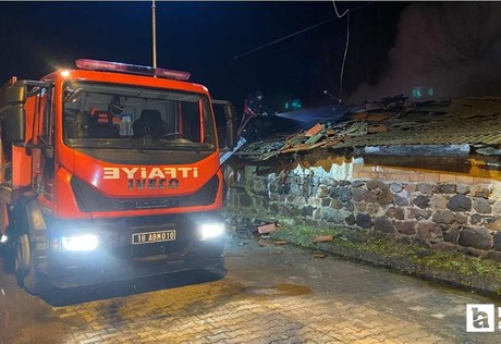 Çankırı'da çıkan yangında müstakil ev kullanılamaz hale geldi