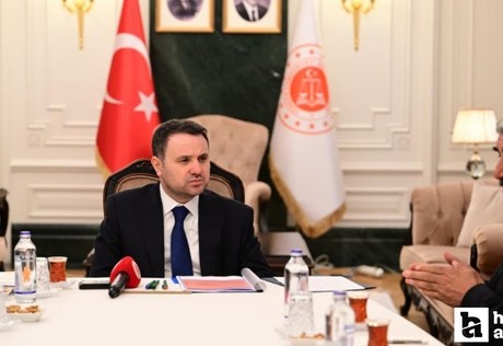 Bakan Gürlek'ten Rojin Kabaiş açıklaması: 'Sonuna kadar üzerine gideceğiz'