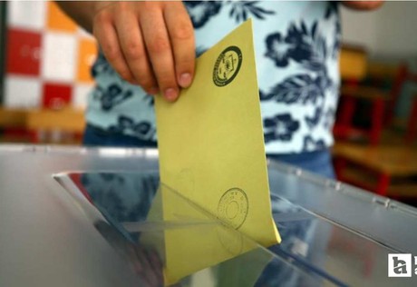 AK Parti, 7 Haziran’a yapılacak seçim için 5 belde belediye başkan adayını açıkladı