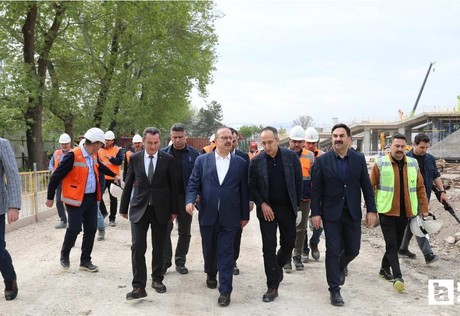 Ankara Valisi Yakup Canbolat, yeni stadyum inşaatını ziyaret etti