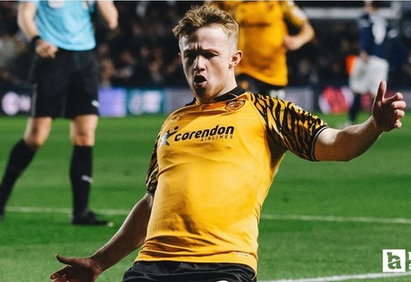 Acun Ilıcalı'nın takımı Hull City, Premier Lig yolunda play-off finaline çıktı