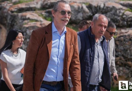 Başkan Beşikcioğlu'ndan Fevziye Mahallesi’nde kapsamlı saha çalışması!