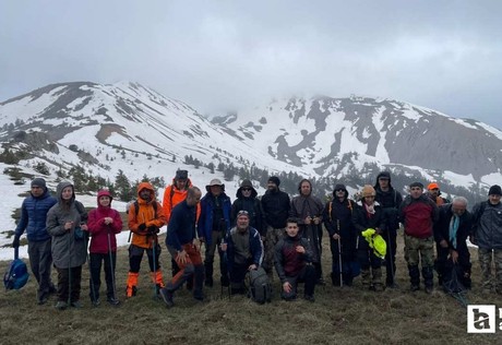 Çankırı'da Ilgaz Dağı'nın zirvesine tırmanıp 19 Mayıs'ı kutladılar