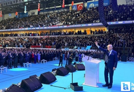 Devlet Bahçeli, 'Türk Gençliği Büyük Kurultayı'na katıldı