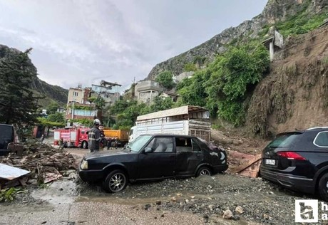 Hatay'da aşırı yağış sonrası heyelan: 1 ölü, 2 yaralı!