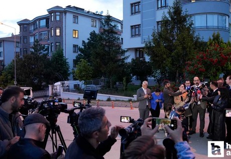 Beklenen görüşme gerçekleşti: Kemal Kılıçdaroğlu ile Özgür Özel telefonda görüştü!