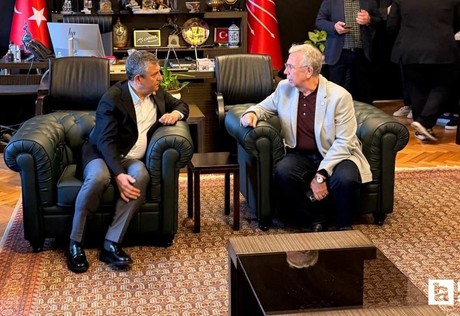 Başkan Mansur Yavaş, TBMM'de Özgür Özel ile görüştü