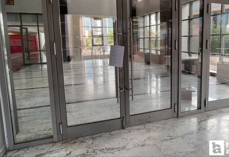 'Mutlak Butlan' kararı, CHP Genel Merkezi girişine asıldı!