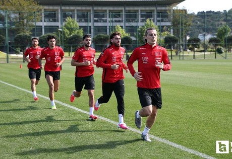 Dünya Kupası'na hazırlanan A Milli Takım'da futbolcular testten geçti