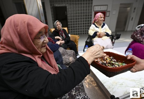 Ankara’da huzurevinde bayram sevinci: Yaşlılar Kurban Bayramı’nı yakınlarıyla kutladı