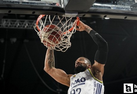 Anadolu Efes’in rakibi, Fenerbahçe oldu