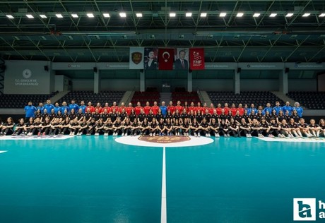 Kadın A, U20, U18 ve U17 Milli Takımlarımız aynı anda Ankara’da kampta