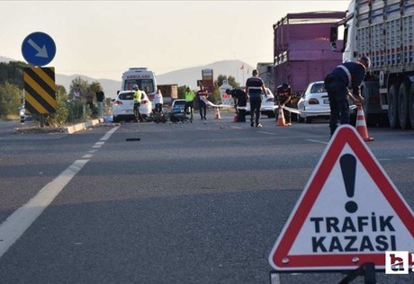 Muş'ta görev yapan belde belediye başkanı, Etimesgut'ta "dur" ihtarına uymayıp kaza yaptı