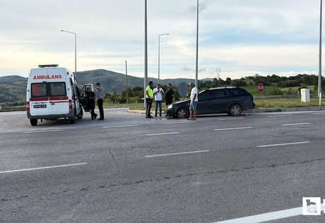 Çorum'da asfalt yüklü tanker ile otomobil çarpıştı: 4 yaralı