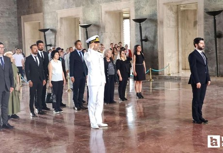 Jeoloji Mühendisleri Odası Yönetiminden Anıtkabir’e ziyaret