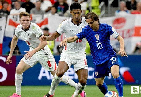 Dünya Kupası'nda İngiltere, Hırvatistan'ı 4-2 mağlup etti