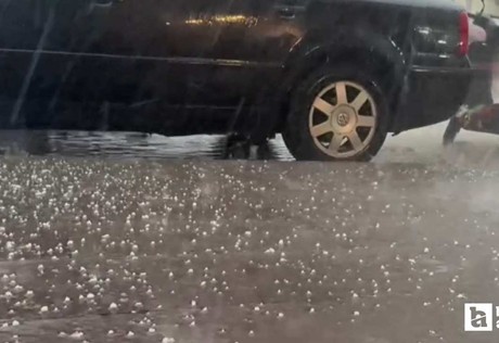 Polatlı'da etkili olan dolu yağışı olumsuzluklara neden oldu