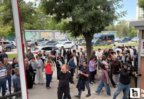 Başkentte velilerin YKS heyecanı kameralara yansıdı