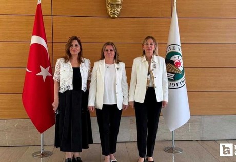 Türkiye Noterler Birliğinde yeni başkan görevi devraldı