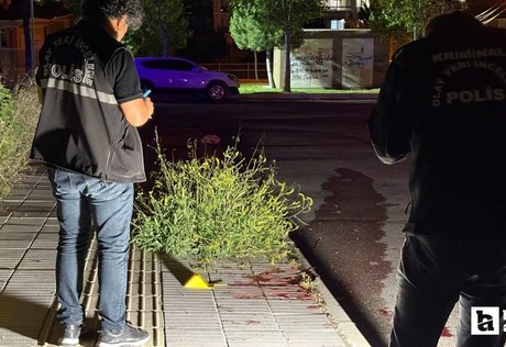 Çorum'da iki grup arasında çıkan bıçaklı kavgada iki genç yaralandı