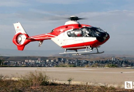Nallıhan'da kalp krizi geçiren hastanın sevki hava ambulansıyla yapıldı