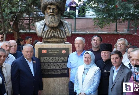 Şeyh Şamil anısına hazırlanan büst Keçiören'de açıldı