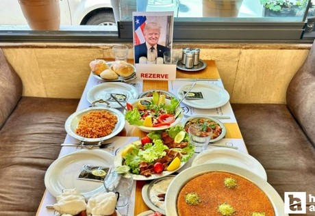 Başkentte bir restoran Trump için masa rezerve etti